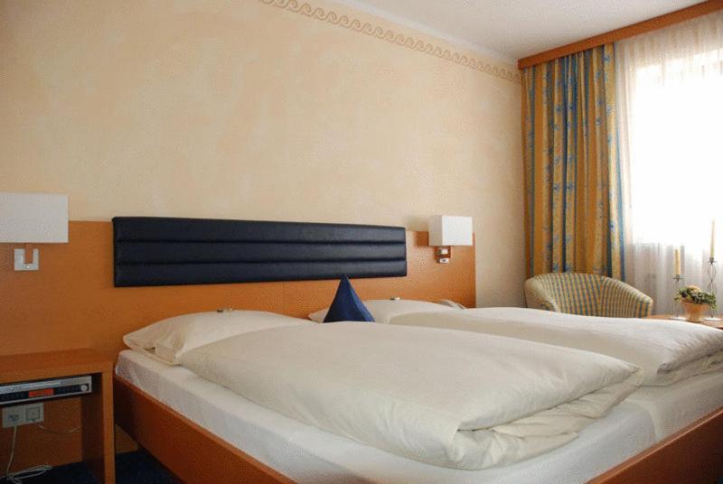 Hotel Bockmaier Oberpframmern Bilik gambar